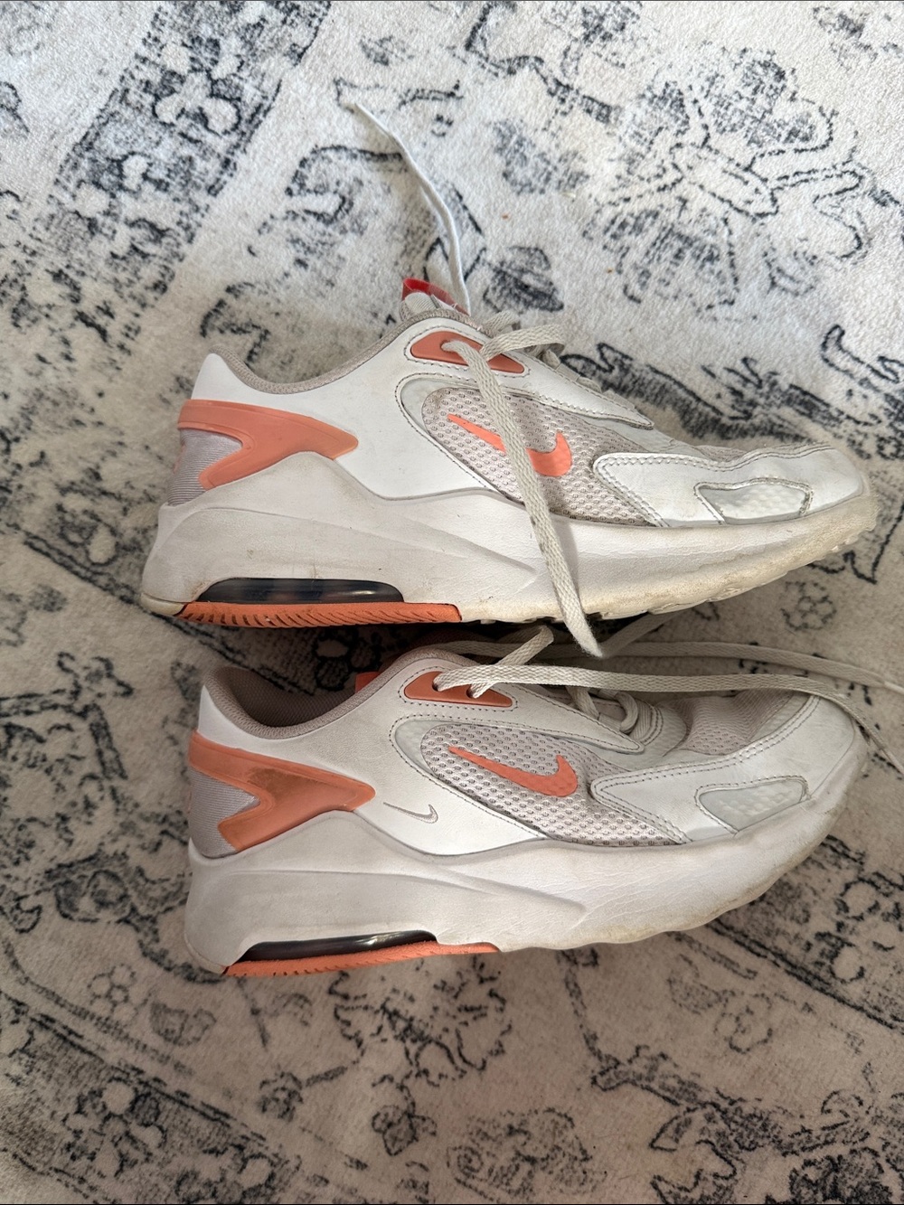 Nike Kids White and Peach/Coral Sneakers